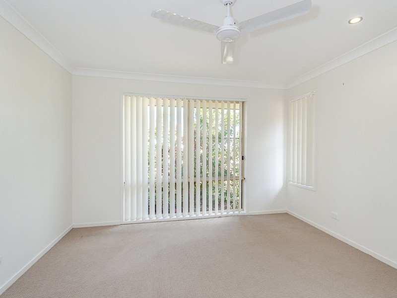 6 Dampier Court, Glen Eden QLD 4680