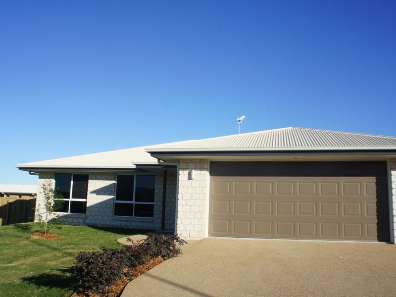 5 Sturt Court, Glen Eden QLD 4680