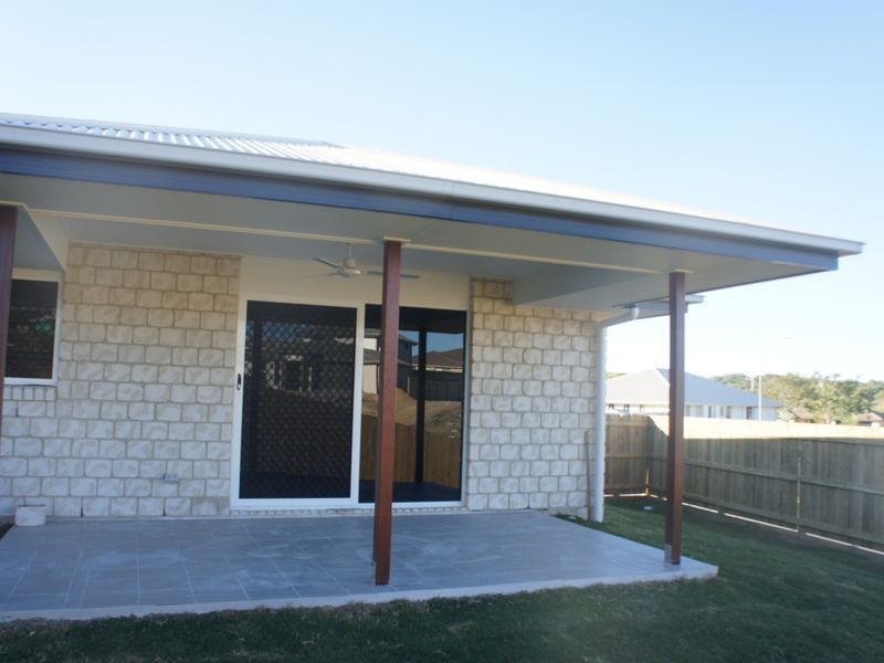 5 Sturt Court, Glen Eden QLD 4680