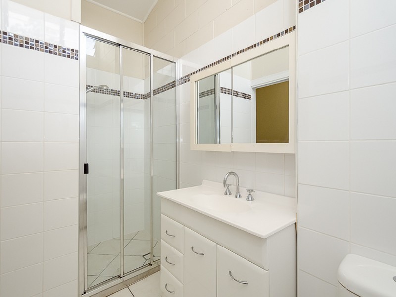 Unit 6/21 Charles Street, West Gladstone QLD 4680