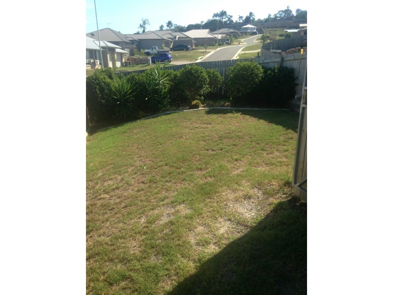 Unit 1/2 Wentworth Place, Glen Eden QLD 4680