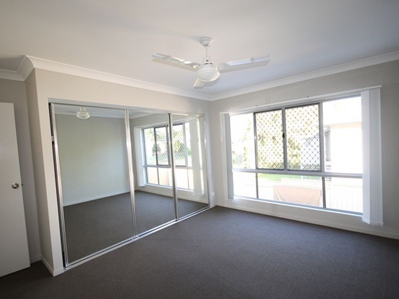 214-216 Oaka Street, Gladstone QLD 4680