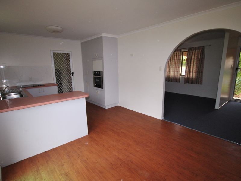 8 Pluto Street, Telina QLD 4680