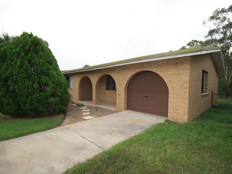 8 Pluto Street, Telina QLD 4680