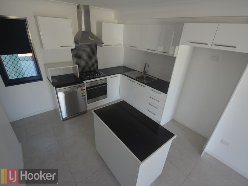 4/3 Christina Road, Clinton QLD 4680