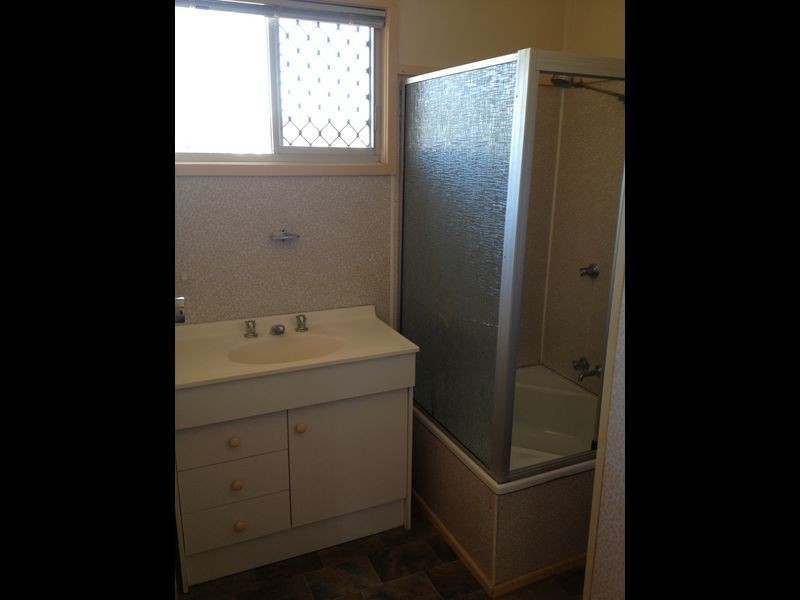 2/27 Edlorowa Street, Sun Valley QLD 4680