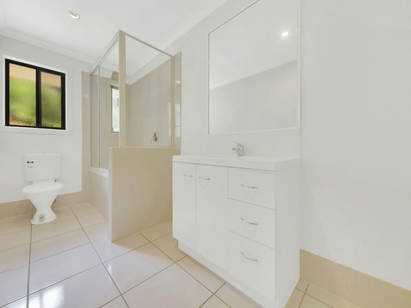 19 Stoneybrook Drive, Glen Eden QLD 4680