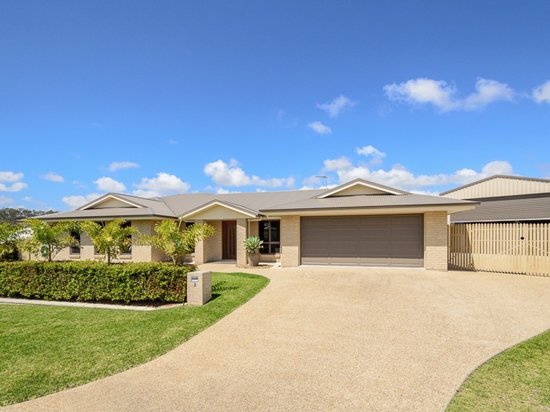 3 Briffney Street, Kirkwood QLD 4680