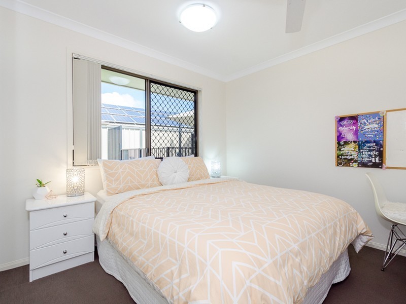 3 Briffney Street, Kirkwood QLD 4680