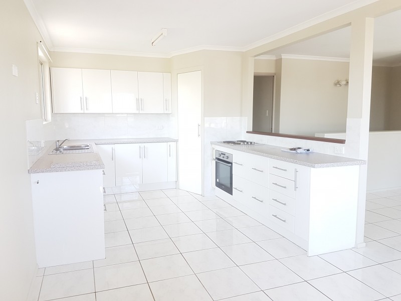 34 Hetherington Street, West Gladstone QLD 4680