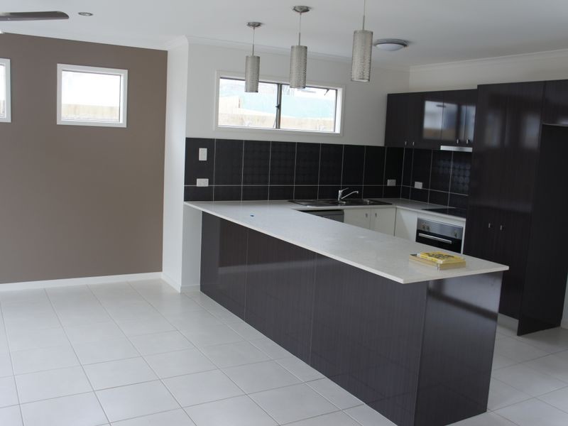 Unit 5/5 Glenlyon Street, Gladstone QLD 4680