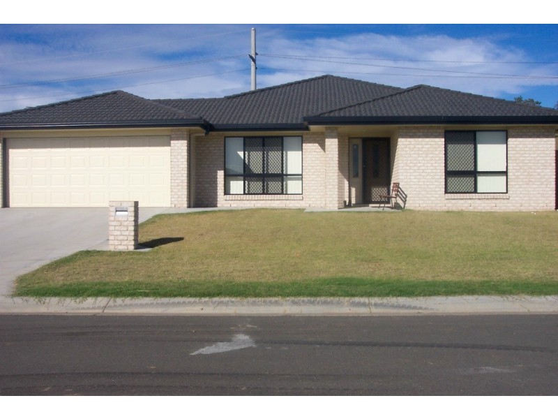13 Saxonvale Court, New Auckland QLD 4680