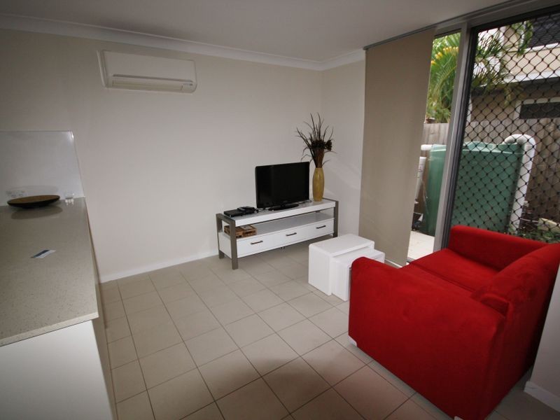 Unit 4/26 Flinders Street, West Gladstone QLD 4680