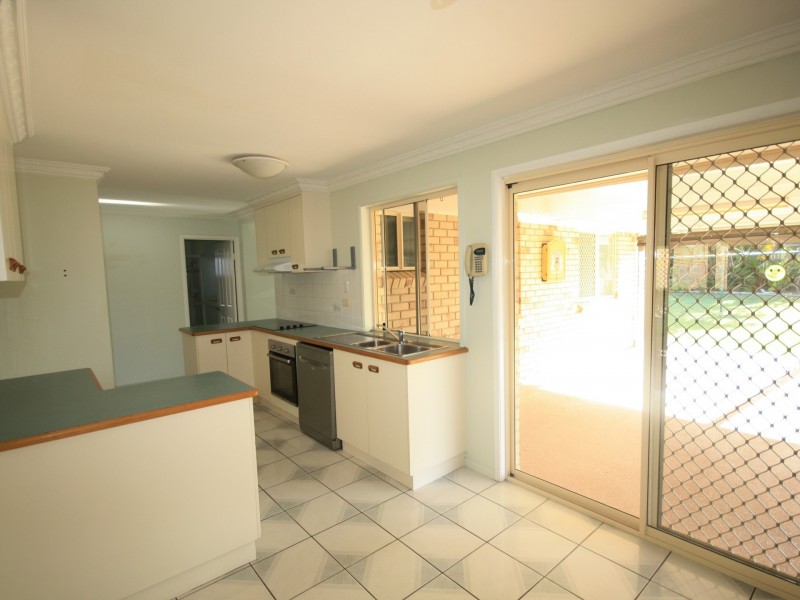 97 Dixon Drive, Telina QLD 4680