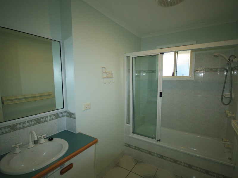 97 Dixon Drive, Telina QLD 4680