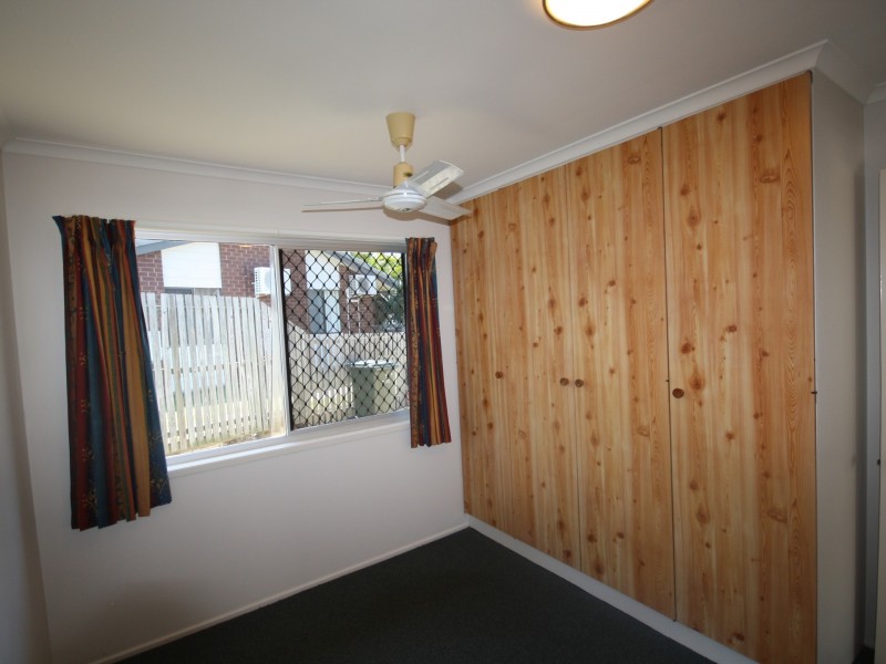 Unit 2/2 Intrepid Street, Clinton QLD 4680