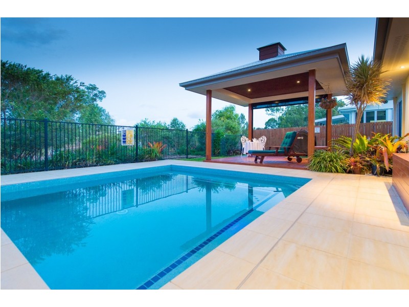 11 Grasstree Crescent, Kirkwood QLD 4680