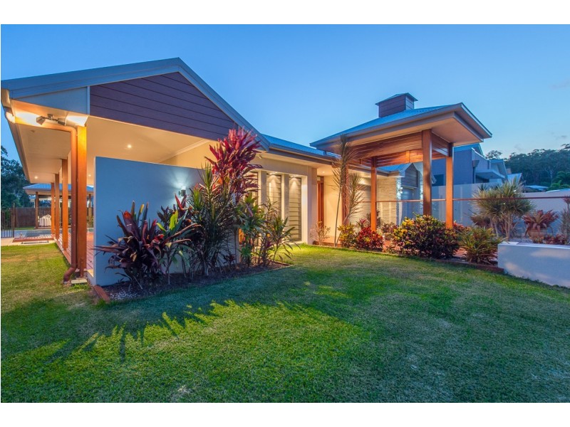 11 Grasstree Crescent, Kirkwood QLD 4680