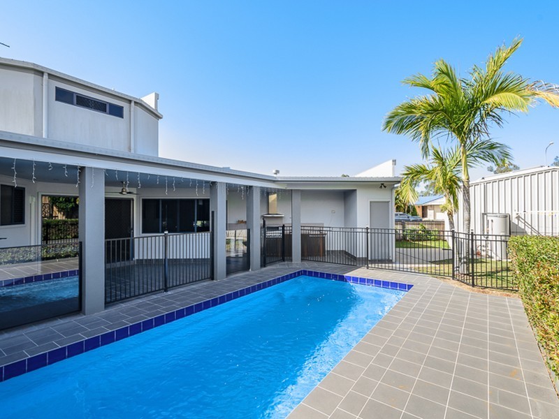 2 Leonie Court, New Auckland QLD 4680