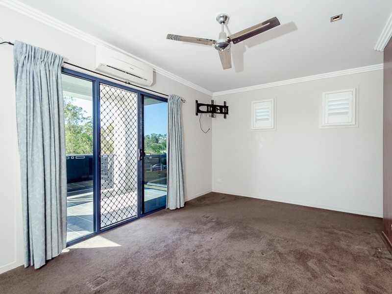 2 Leonie Court, New Auckland QLD 4680