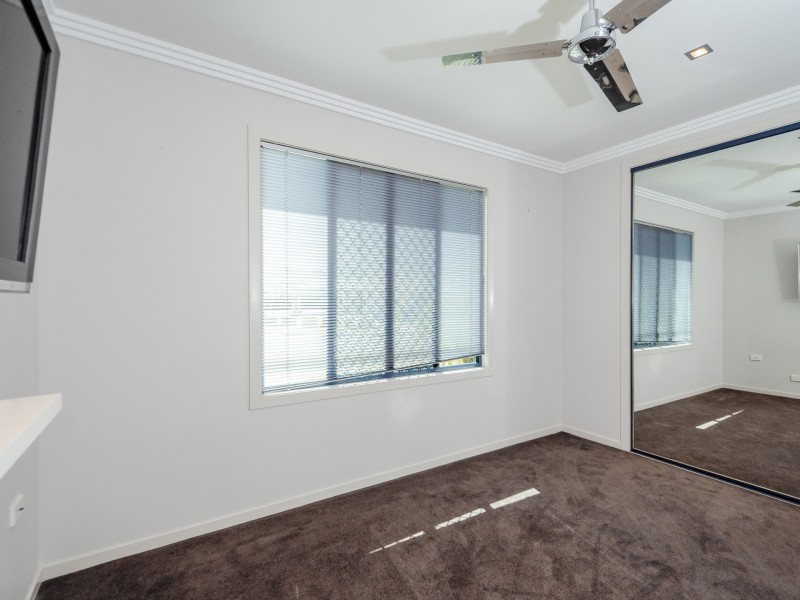 2 Leonie Court, New Auckland QLD 4680