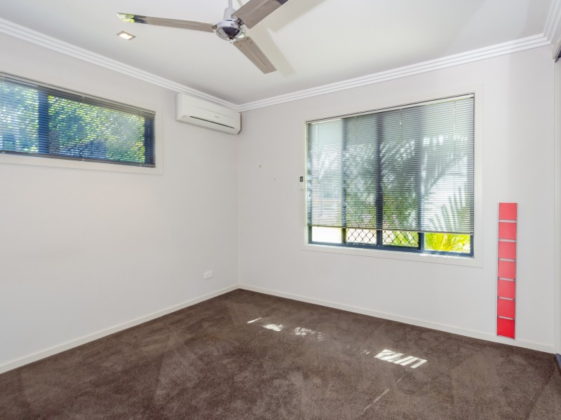 2 Leonie Court, New Auckland QLD 4680