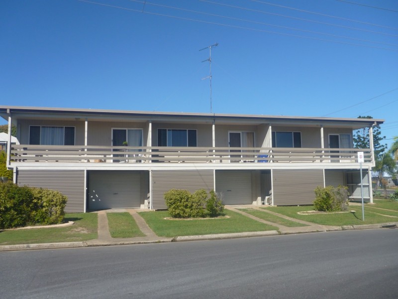 Unit 2/1 Side Street, West Gladstone QLD 4680
