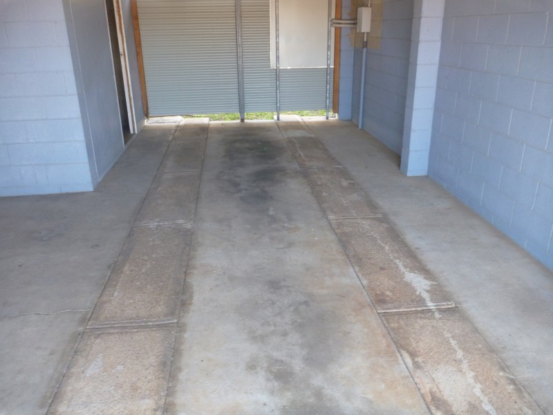 Unit 2/1 Side Street, West Gladstone QLD 4680