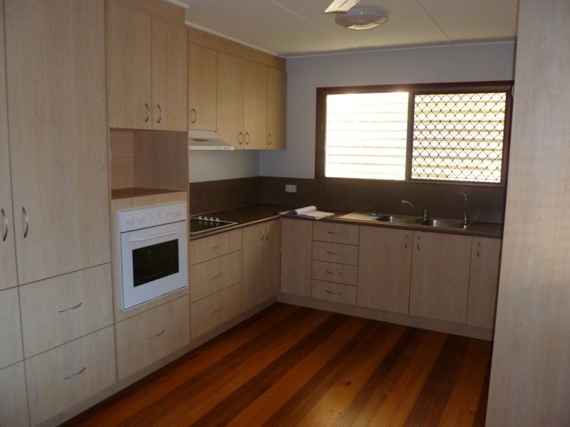 36 Pershouse Street, Barney Point QLD 4680