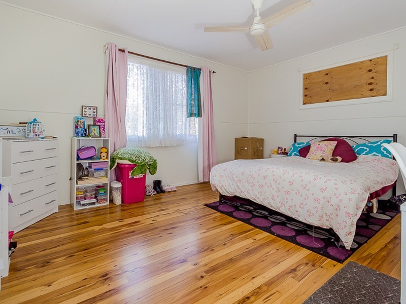 14 Coase Street, West Gladstone QLD 4680