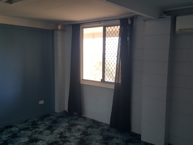 25 The Esplanade, Barney Point QLD 4680