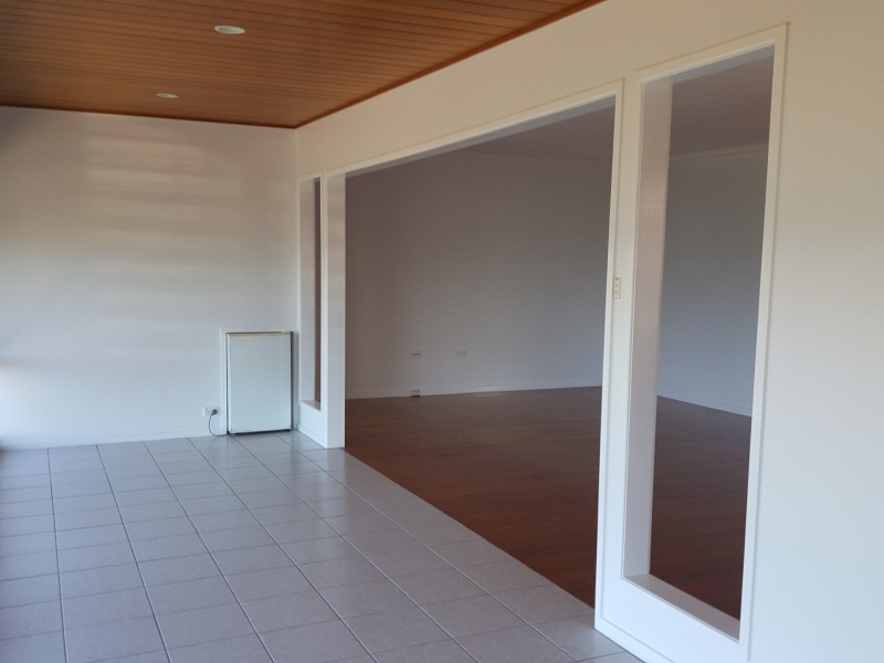 25 The Esplanade, Barney Point QLD 4680