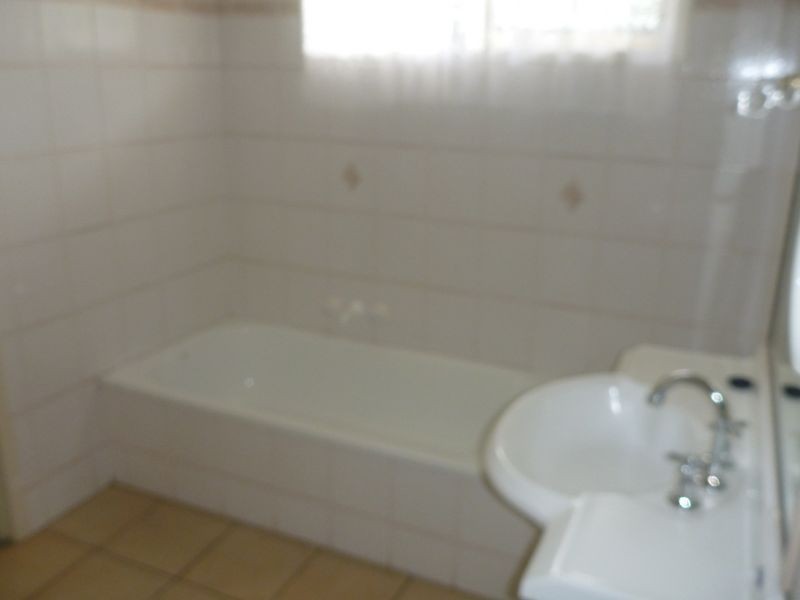 15 Orungal Street, Clinton QLD 4680