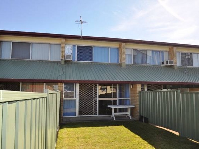 Unit 4/6 Eden Street, South Gladstone QLD 4680