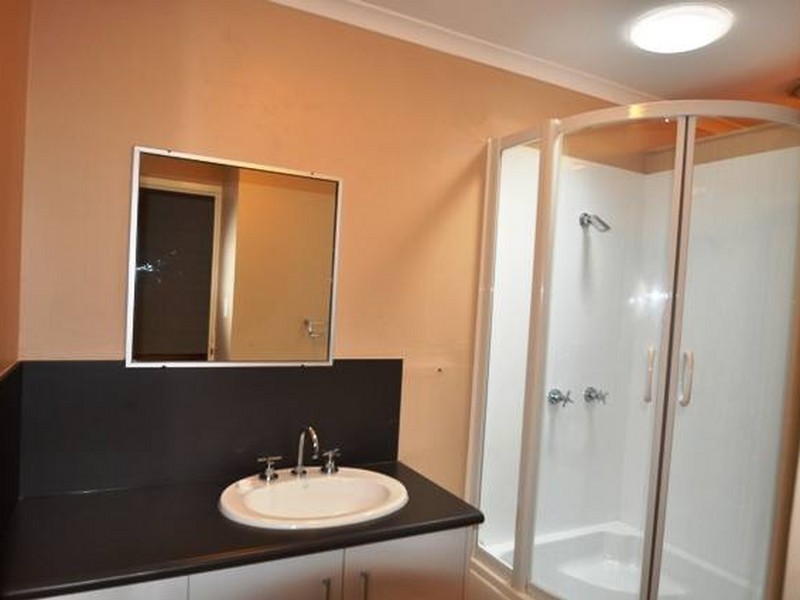 Unit 4/6 Eden Street, South Gladstone QLD 4680