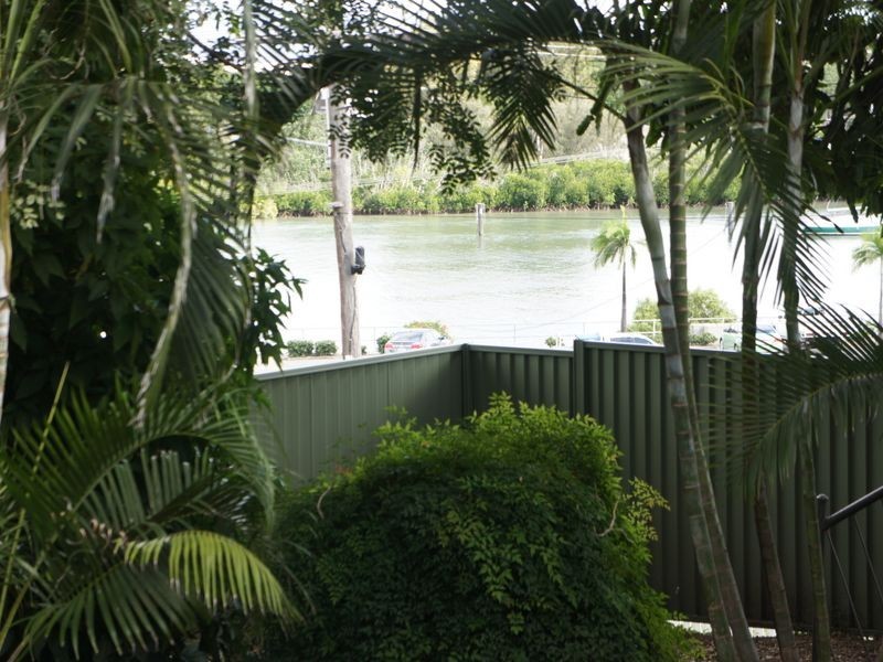 2/8 Oaka Lane, Gladstone QLD 4680