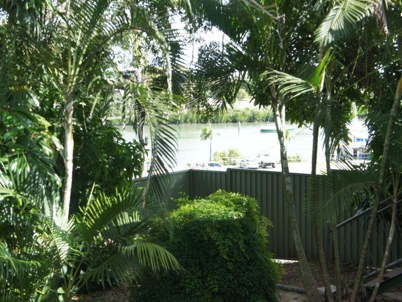 2/8 Oaka Lane, Gladstone QLD 4680