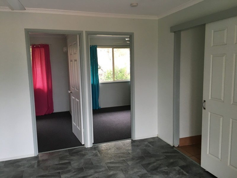 10 Fairbairn, Clinton QLD 4680