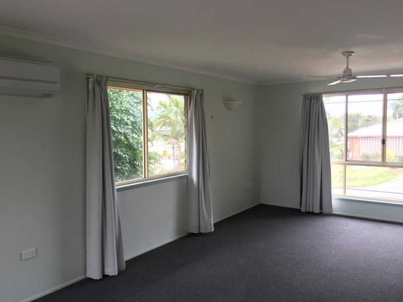 10 Fairbairn, Clinton QLD 4680