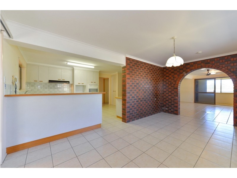 5 Finchley Street, Telina QLD 4680