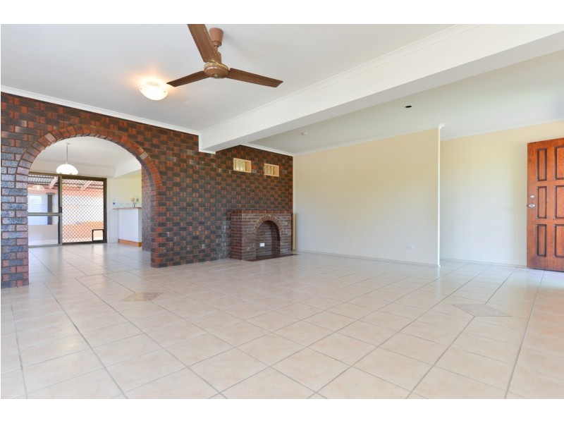 5 Finchley Street, Telina QLD 4680