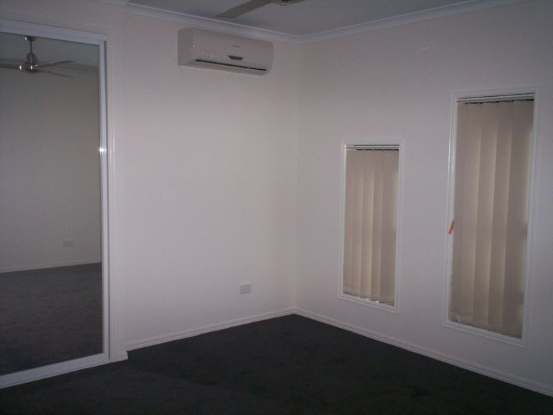 32 Liriope Drive, Kirkwood QLD 4680