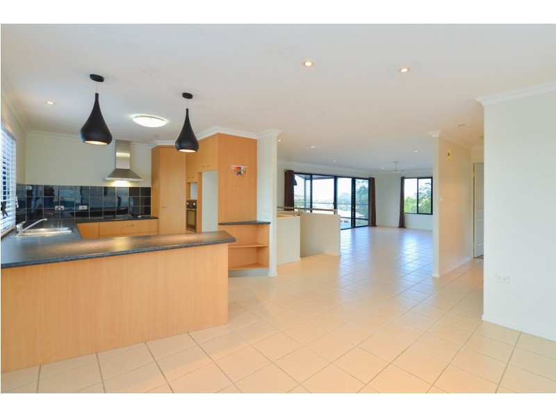 21 Dorinda Close, Clinton QLD 4680