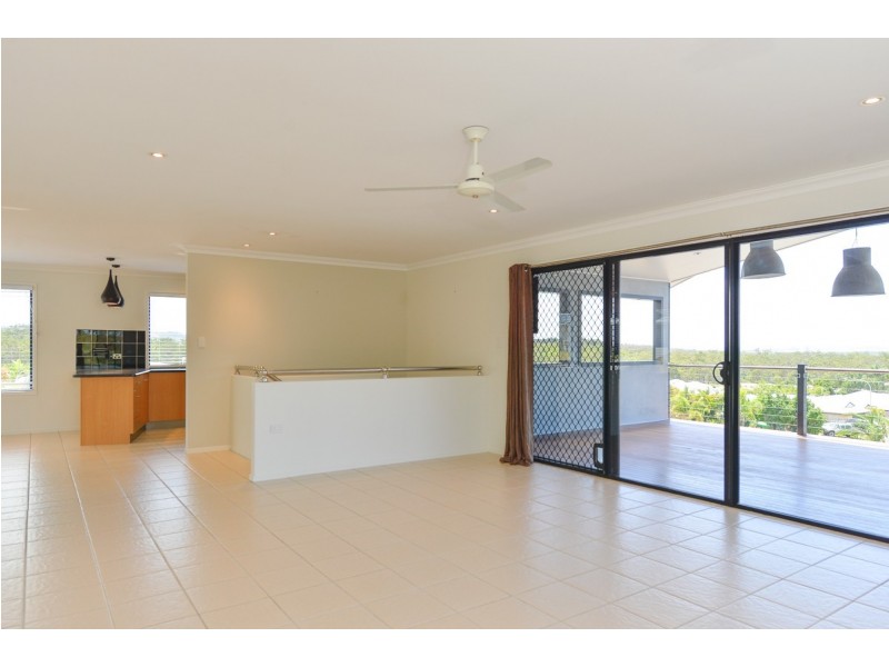 21 Dorinda Close, Clinton QLD 4680