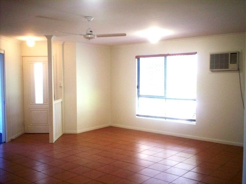 6 Jacaranda Court, New Auckland QLD 4680