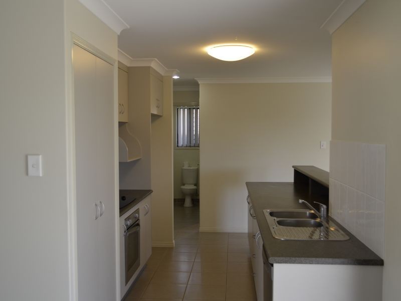 8 Wyara Close, Clinton QLD 4680