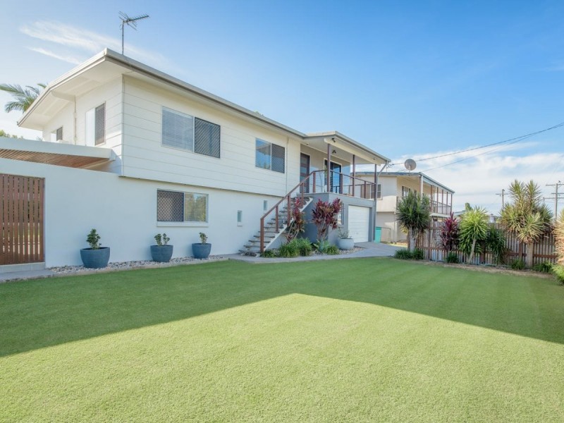 12 Clark Street, Clinton QLD 4680