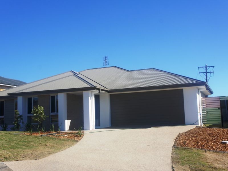 14 Jardine Crescent, Boyne Island QLD 4680