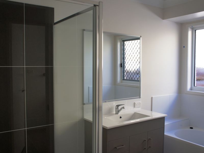 14 Jardine Crescent, Boyne Island QLD 4680