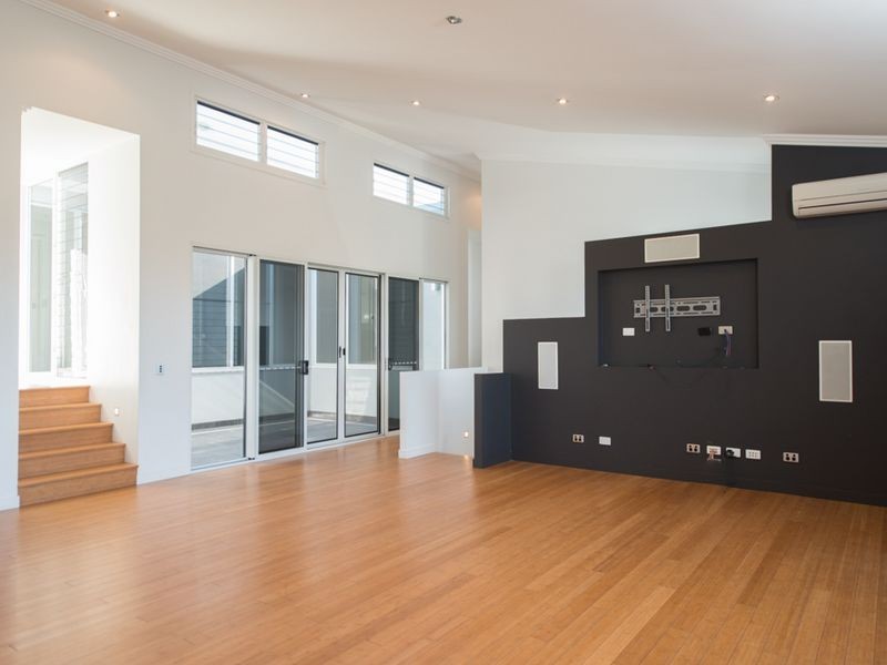 46 Dolphin Terrace, South Gladstone QLD 4680